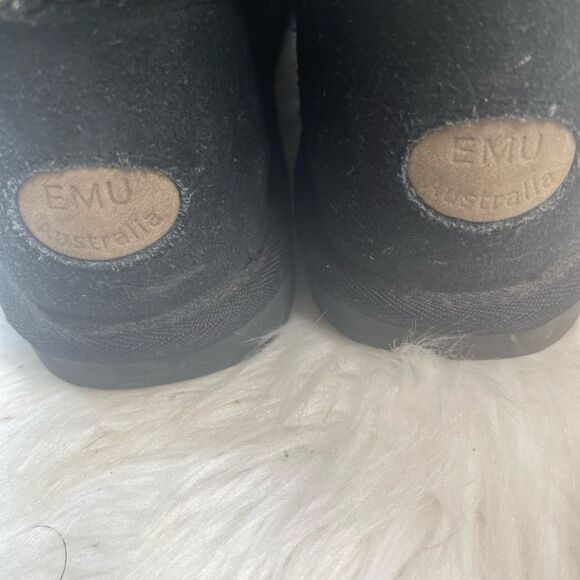EMU Australia Stinger Metallic pewter and black sheepskin mini boots size 9 - Picture 7 of 10
